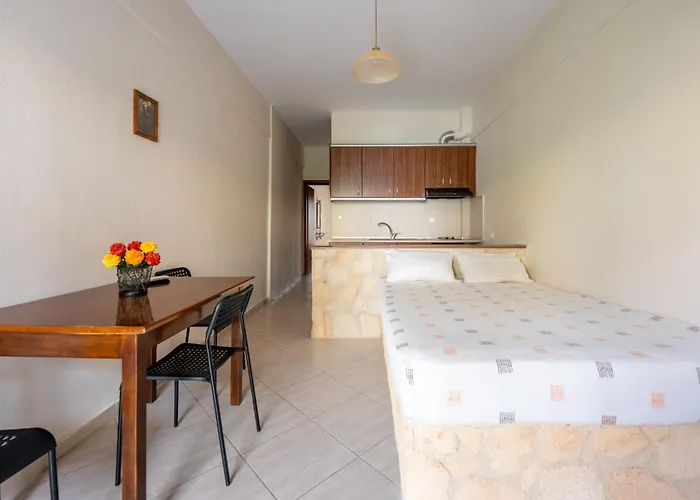 Δωμάτια σε οικογενειακή κατοικία Effie *